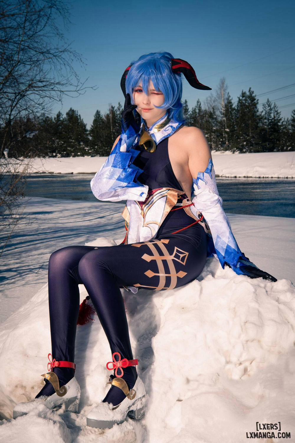Hình Cosplay 786 - Tsuki Desu trang 0